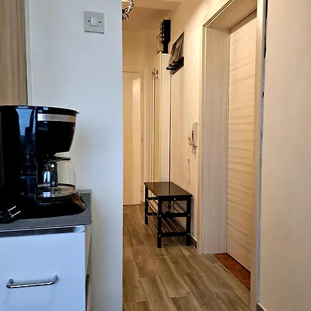Mateo Apartment